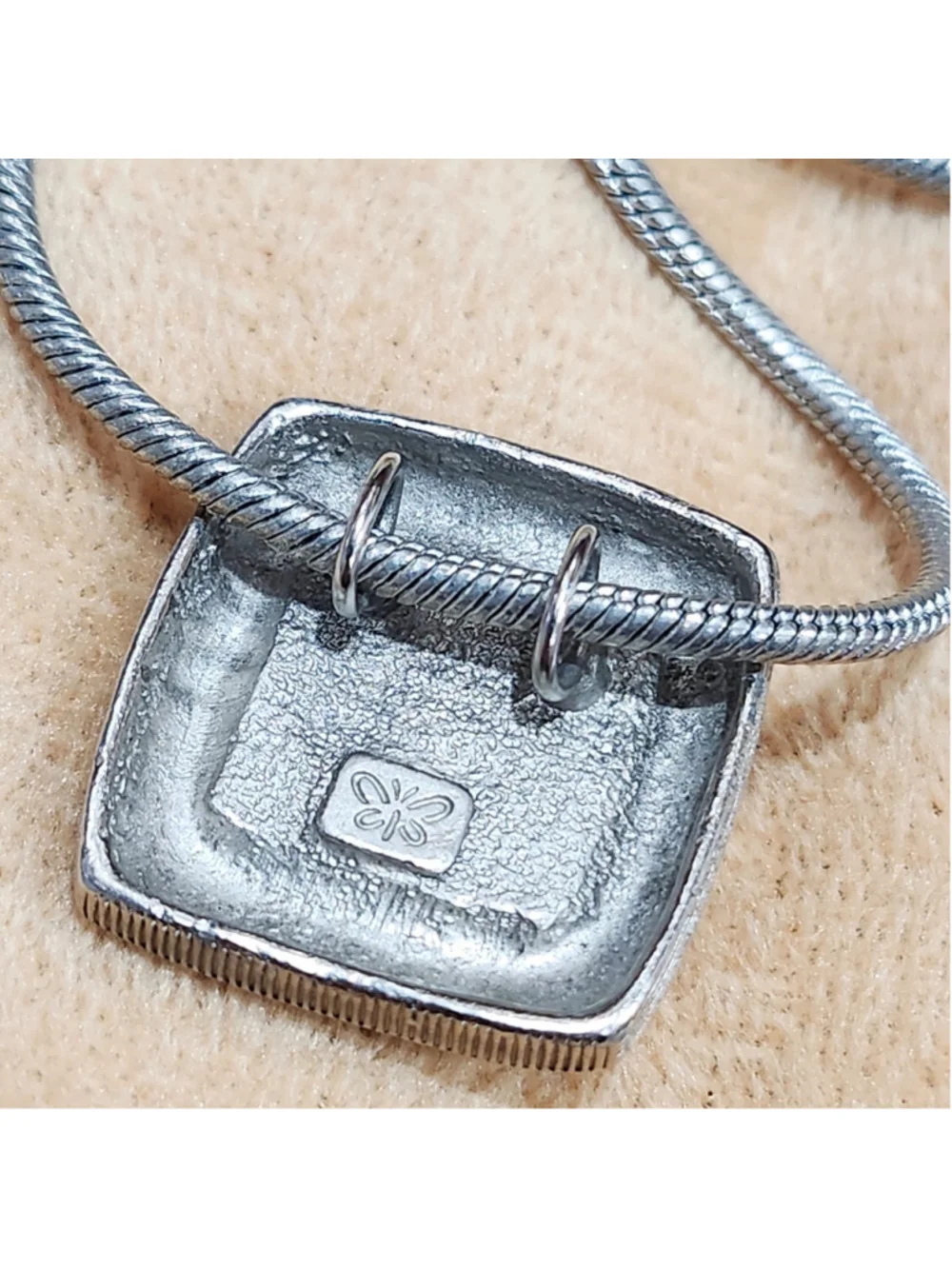 Blue silver toned weekenders necklace statement